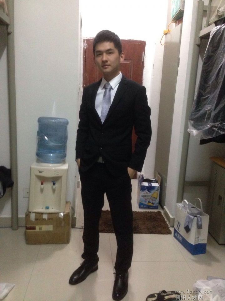 �鿴MZR084947�ĸ��˼���